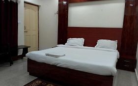 Hotel O Ganpat
